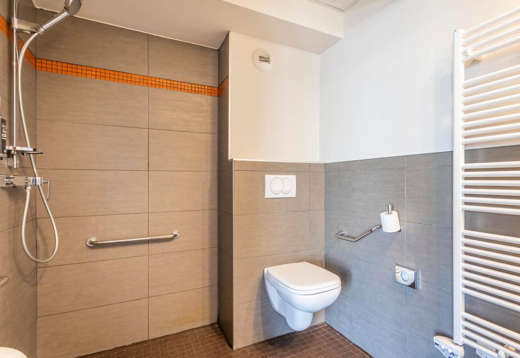 B&B Hotel Marseille Centre La Timone Экстерьер фото
